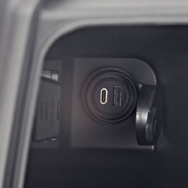 USB