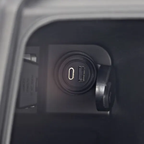 USB