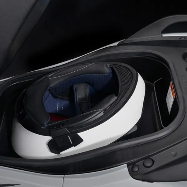 Espacio de carga para un casco